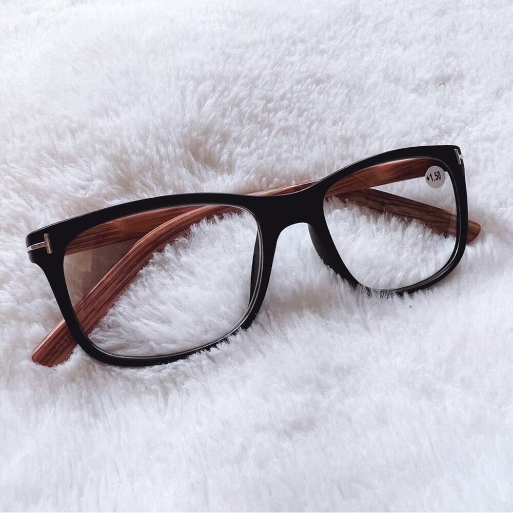 Olivia Black with Light Wood Reader Glasses - Picture 6 of 11